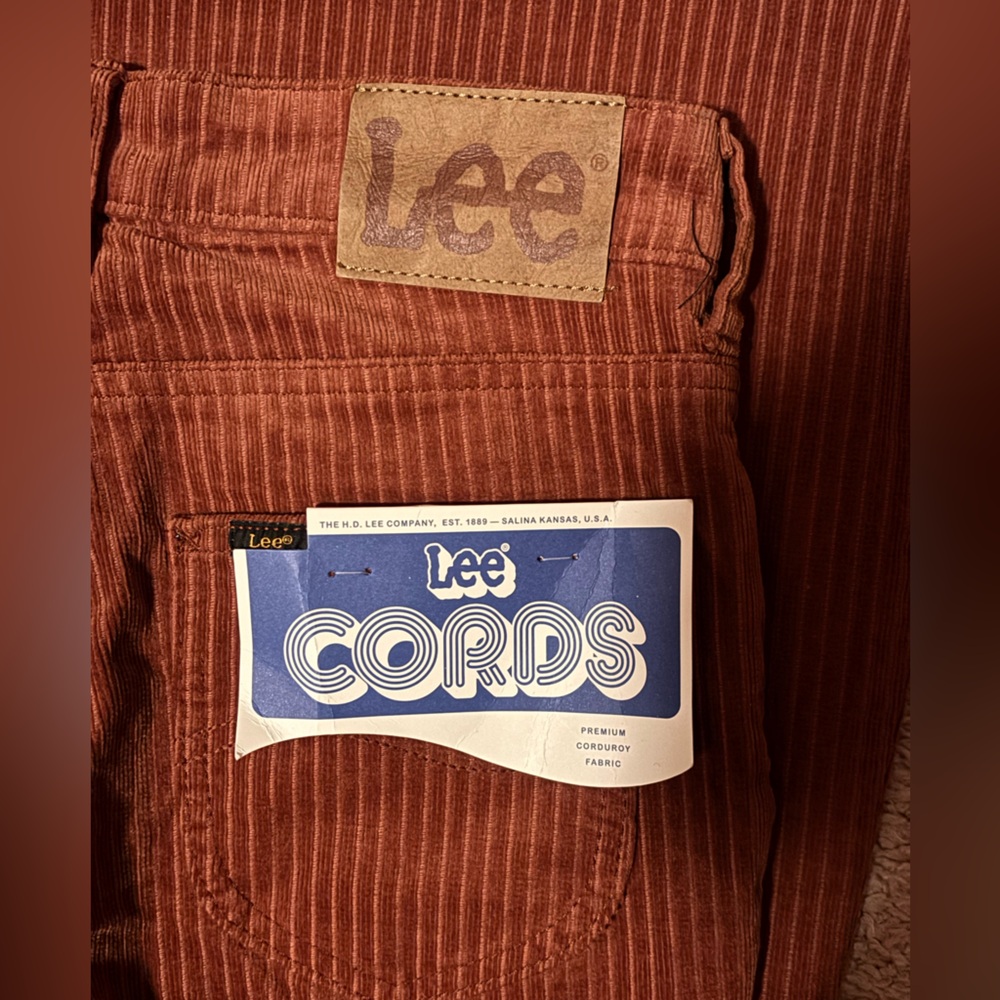 NWT Lee Corduroy Flare Jeans - Picture 8 of 9